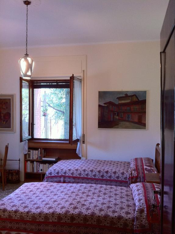 La Casa Creativa Bed & Breakfast Lomnago Rom bilde